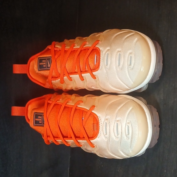 Nike Wmns Air Vapormax Plus 'GUAVA ICE' Womens-7  .100% Authentic! - Picture 2 of 14